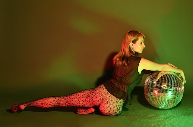 What is a swingers club?